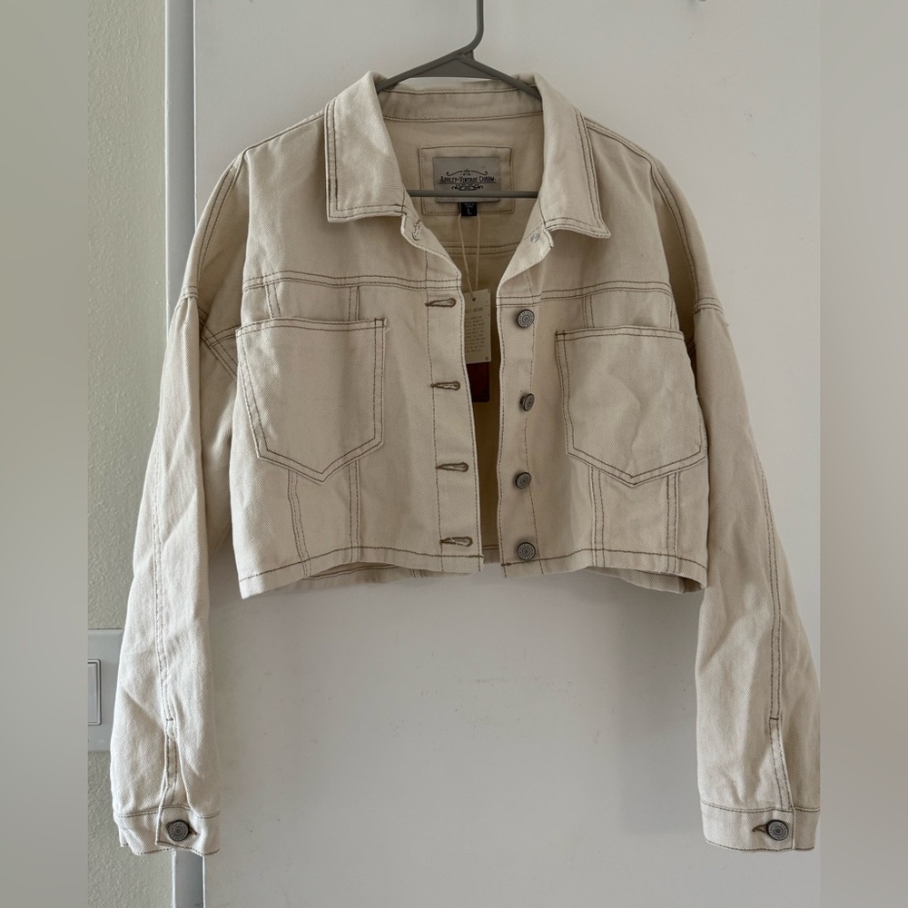 New Women's Beige Jean Jacket